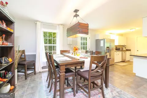 Dining - 45 Katie Beth Rd, Comer, GA 30629 photo 2 of 2