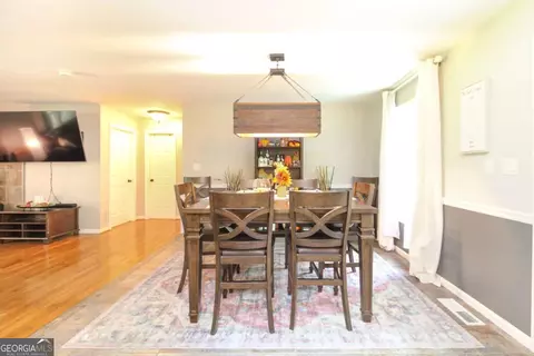 Dining - 45 Katie Beth Rd, Comer, GA 30629 photo 1 of 2