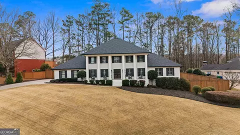 5339 Trowbridge Dr, Dunwoody, GA 30338