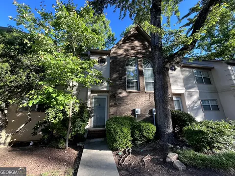 304 Bridge Ln SE, Smyrna, GA 30082