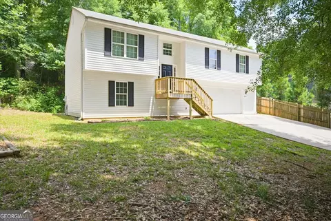 4015 Chapman Dr, Gainesville, GA 30506