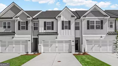 220 Sound Cir, Stockbridge, GA 30281