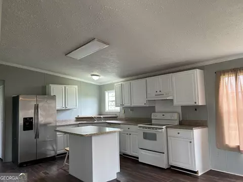 Kitchen - 205 Bay St, Collins, GA 30421 photo 1 of 1