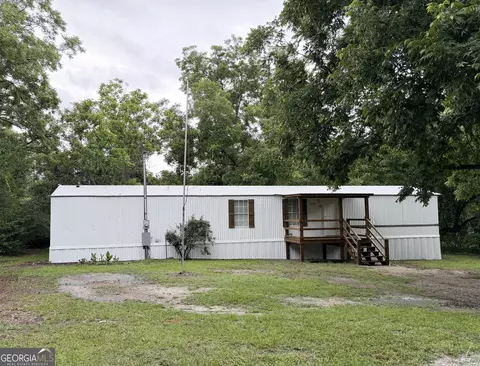 408 Register St, Dexter, GA 31019