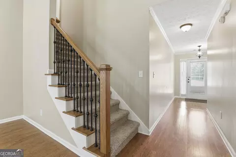Entry Way - 113 Perimeter Dr, Lagrange, GA 30241 photo 4 of 4