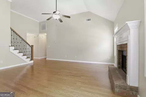 Living - 113 Perimeter Dr, Lagrange, GA 30241 photo 4 of 5