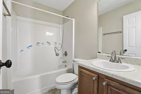 Bath - 113 Perimeter Dr, Lagrange, GA 30241 photo 1 of 3