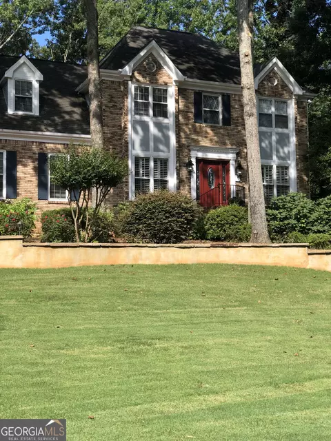5260 Overbend Trl, Suwanee, GA 30024