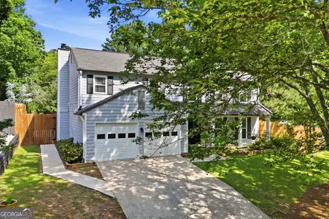 325 Ivy Mill Ct, Roswell, GA 30076