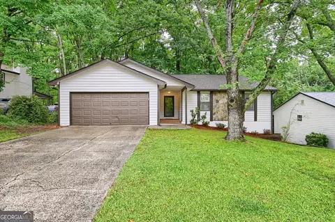 175 Ansley Ct, Roswell, GA 30076