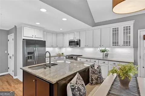 Kitchen - 1898 Dyer Cir, Chamblee, GA 30341 photo 1 of 3