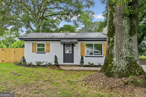 1020 E Mcintosh Rd, Griffin, GA 30223