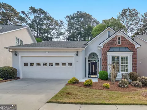 319 Lewisburg Dr, Mcdonough, GA 30253