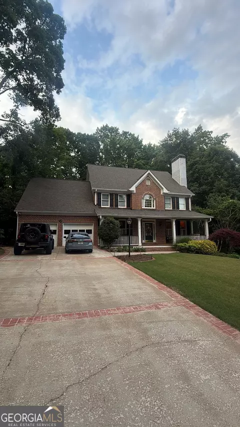 649 Goldenwood Ct, Powder Springs, GA 30127