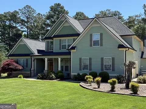 65 Tribune Ln, Sharpsburg, GA 30277