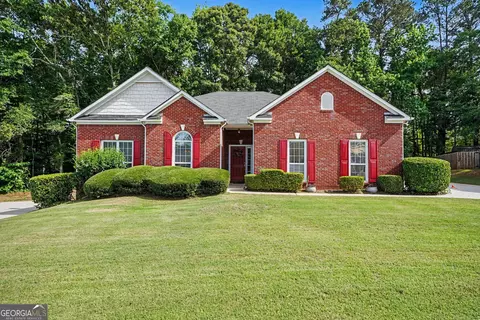 8195 N Links Dr, Covington, GA 30014