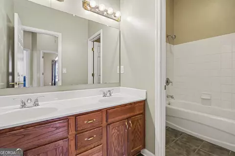 8195 N Links Dr, Covington, GA 30014 photo 10