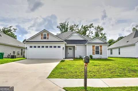 2048 Meadow Cove Dr, Valdosta, GA 31605