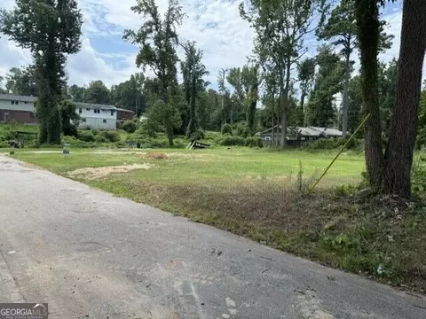 317 319 Riley Cir, Griffin, GA 30224