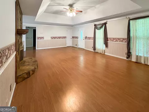 Living - 360 Floyd Rd, Hampton, GA 30228 photo 1 of 8