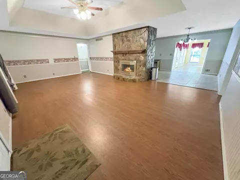 Living - 360 Floyd Rd, Hampton, GA 30228 photo 3 of 8