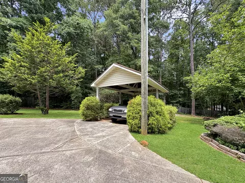 Exterior - 360 Floyd Rd, Hampton, GA 30228 photo 7 of 11
