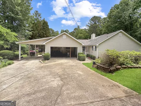 Exterior - 360 Floyd Rd, Hampton, GA 30228 photo 4 of 11