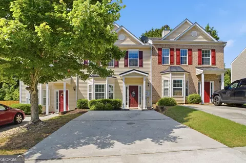 5216 Birch Ct, Oakwood, GA 30566