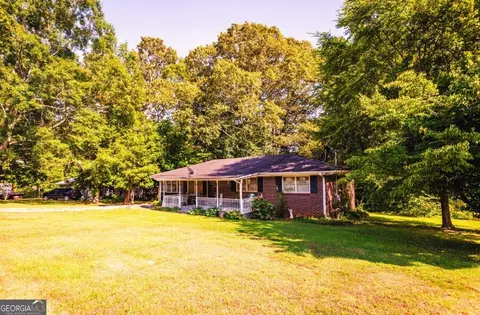 8181 Highland Dr SW, Covington, GA 30014