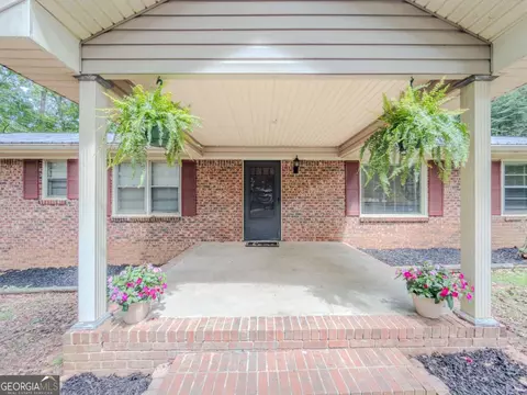 1648 Dogwood Trl, Monroe, GA 30655
