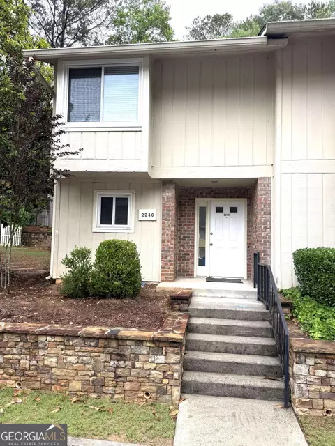 2240 Runnymead Rdg SE, Marietta, GA 30067