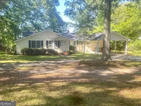 125 W Lakeview Dr, Milledgeville, GA 31061