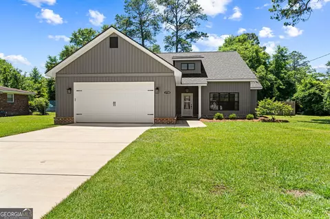 1728 Greenwood Cir, Perry, GA 31069