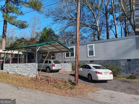 2623 Pineridge Dr, Conyers, GA 30012