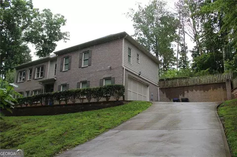 2545 Powder Rdg, Roswell, GA 30076