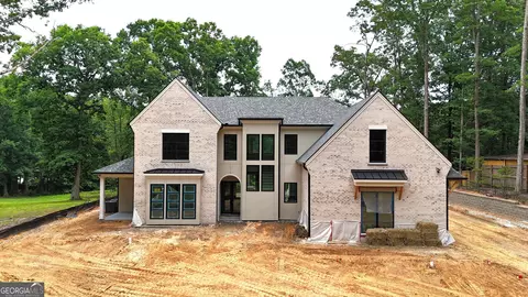 2271 Mitchell Rd, Lawrenceville, GA 30043