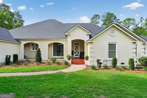 7 Lakeview Cv, Moultrie, GA 31768