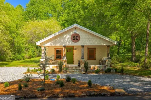 50 River St, Blue Ridge, GA 30513