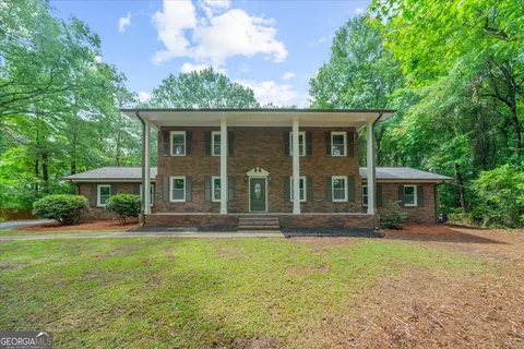125 Silver Leaf Dr, Fayetteville, GA 30214