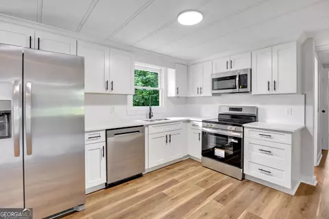 Kitchen - 455 Cindy St, Jackson, GA 30233 photo 1 of 1