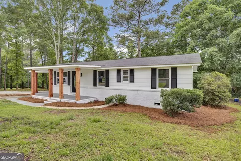 Exterior - 455 Cindy St, Jackson, GA 30233 photo 3 of 4
