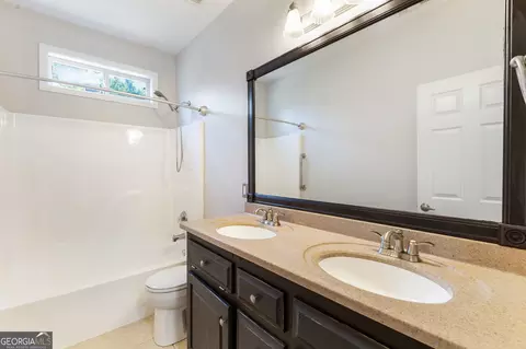 Bath - 513 Ruby Ln, Canton, GA 30114 photo 5 of 6