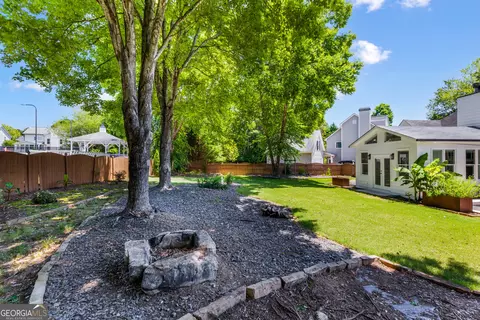 Exterior - 513 Ruby Ln, Canton, GA 30114 photo 10 of 11