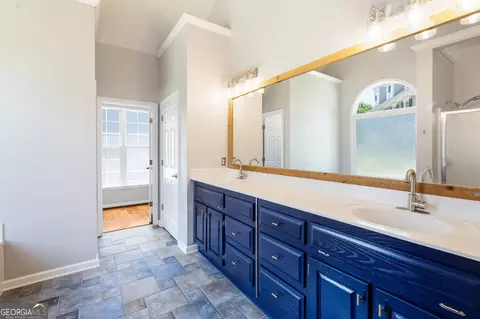 Bath - 513 Ruby Ln, Canton, GA 30114 photo 1 of 6