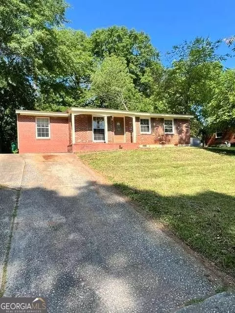 5963 Moss Dr, Forest Park, GA 30297