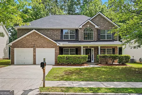 129 Kentwood Springs Dr, Hampton, GA 30228
