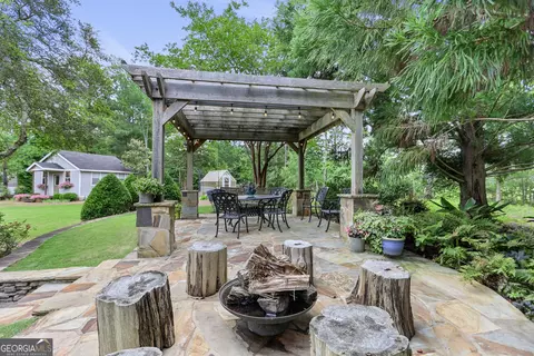 Exterior - 129 Copper Creek Dr, Lagrange, GA 30240 photo 11 of 18