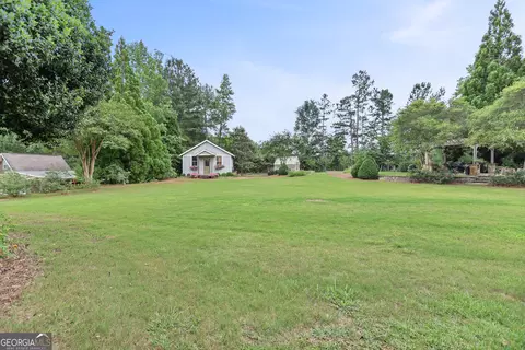 Exterior - 129 Copper Creek Dr, Lagrange, GA 30240 photo 7 of 18