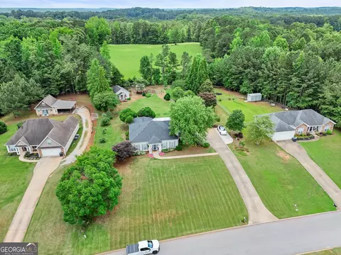 View/Area - 129 Copper Creek Dr, Lagrange, GA 30240 photo 3 of 4