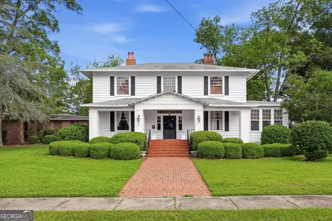 315 E College Ave, Ashburn, GA 31714